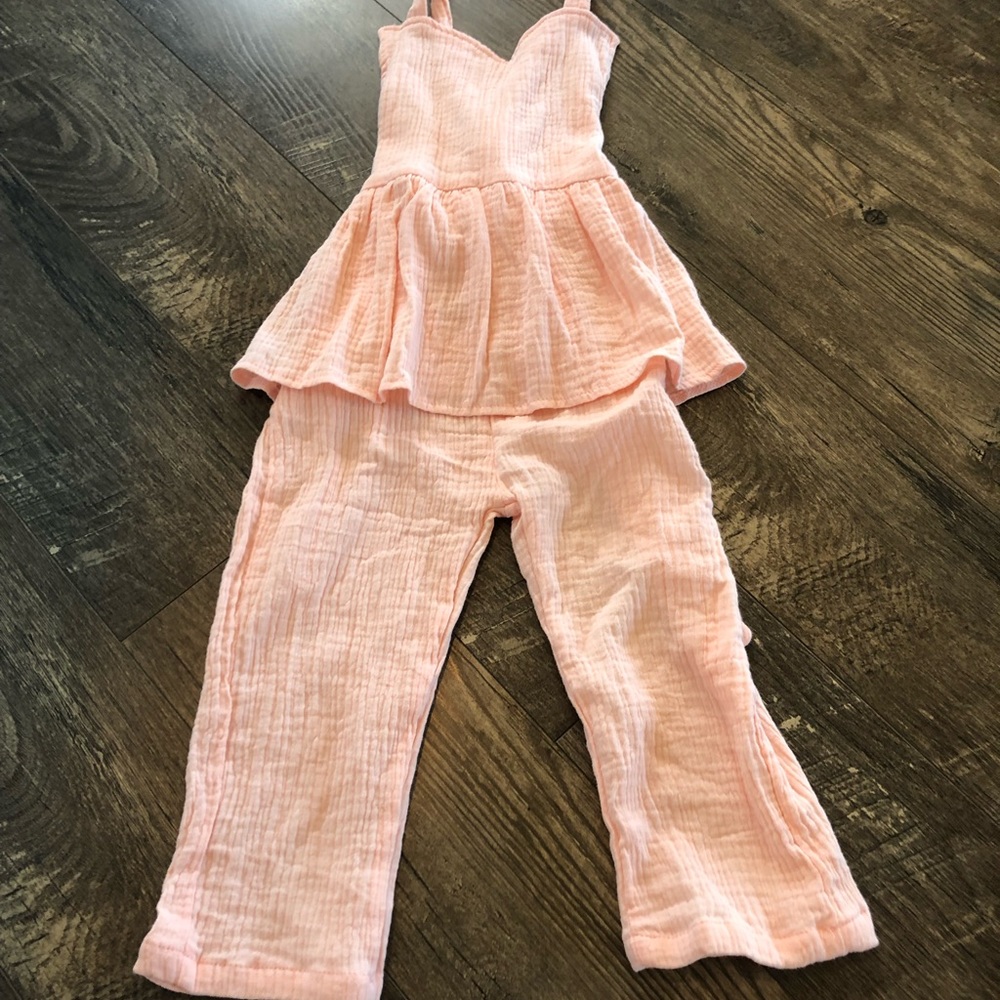 NWOT 3-4T Boutique Peach Gauze Linen Skirted Open Back Romper